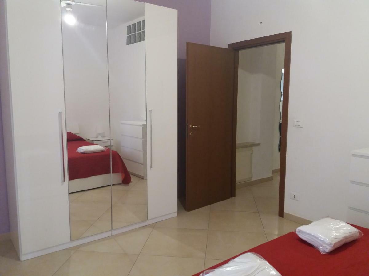 מנפרדוניה Le Cisterne Holiday Home מראה חיצוני תמונה